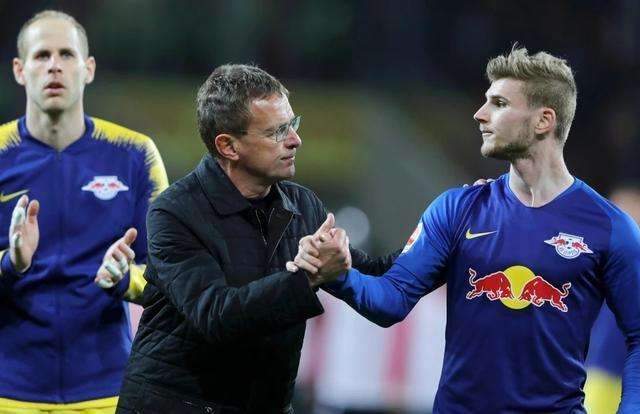 半场：町田泽维亚2-0神户胜利船，相马勇纪破门，藤尾翔太建功