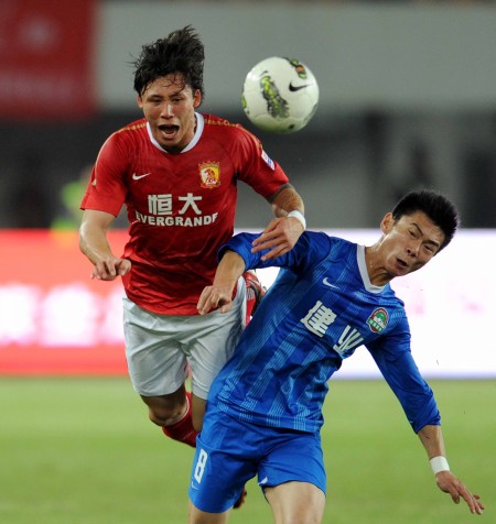 伤缺22场！特雷·杨篮下抛投打进复出首个进球（休战22场后复出，特雷·杨篮下抛投命中收获回归首分）