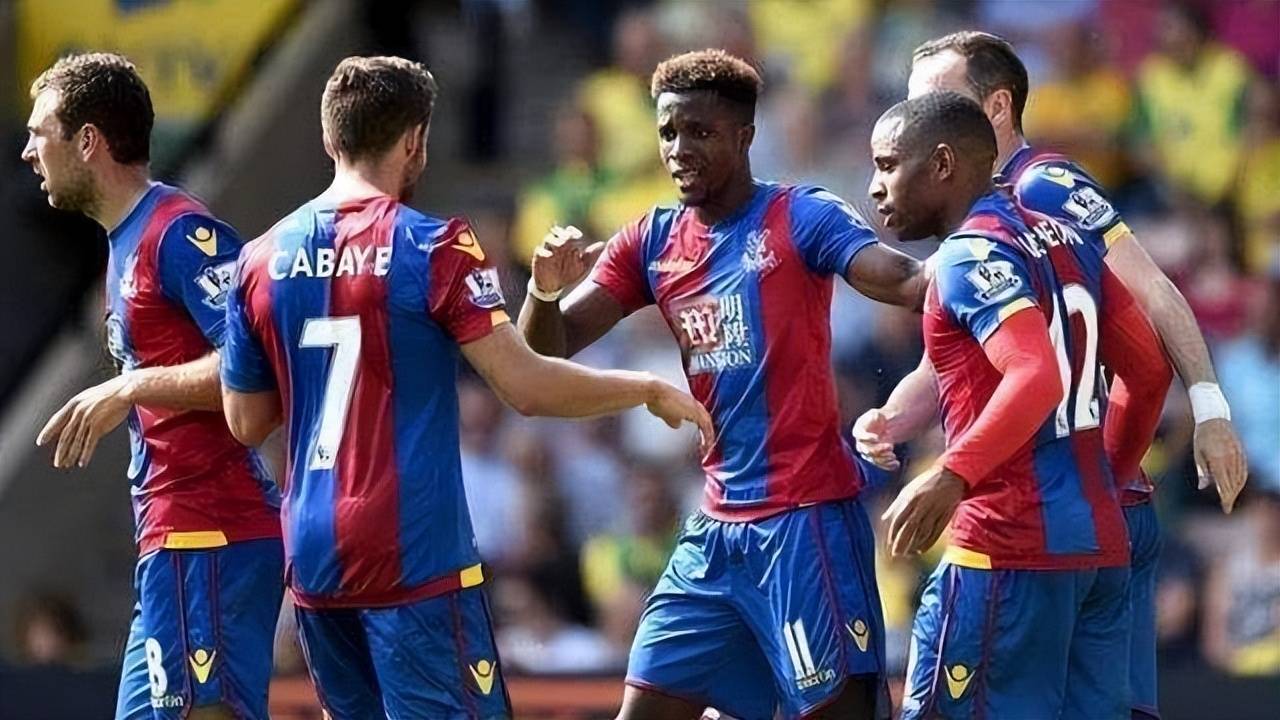 洛杉矶快船以131-116击败黄蜂，哈登55分创队史新高，成为NBA第四位得分超55分的球员，表现惊艳。