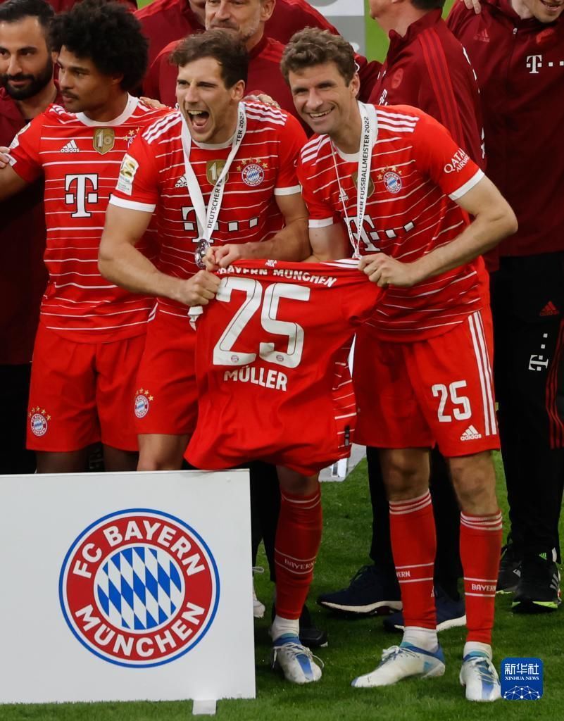 邓加：维尼修斯是足球层面的领袖，而非更衣室领袖（邓加：维尼修斯的领导力体现在比赛中，而非更衣室）