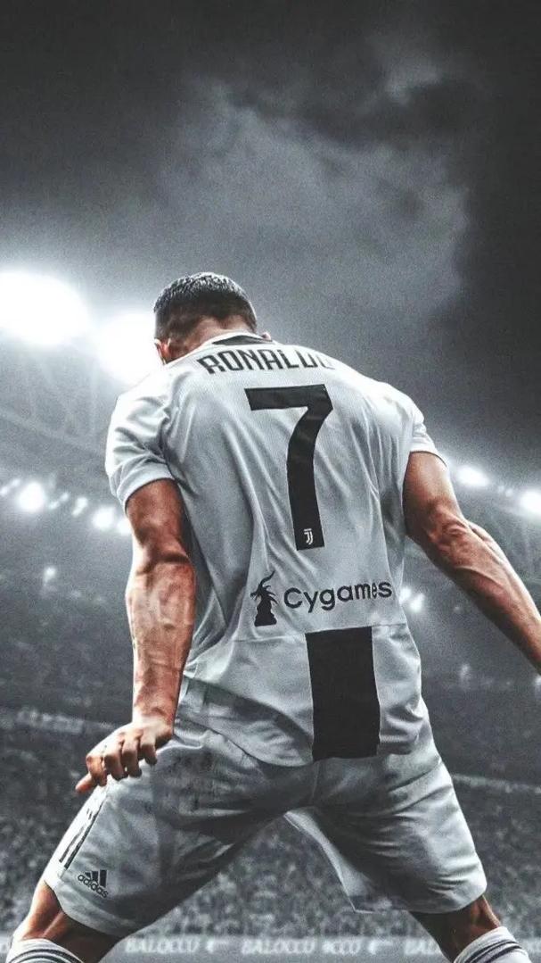 德保罗夺得职业生涯首个联赛冠军，此前已拿下世界杯+美洲杯