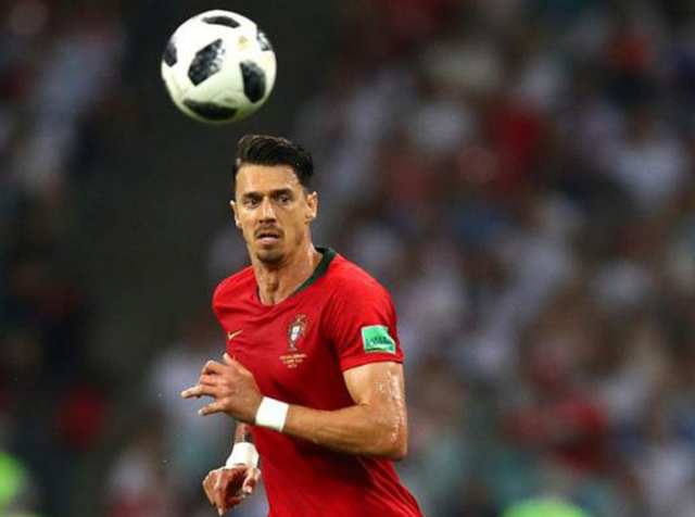 回顾苏炳添10次“破十”光辉瞬间